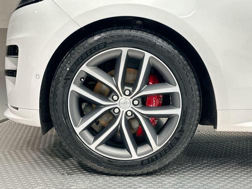 2023 Land Rover Range Rover Sport SE