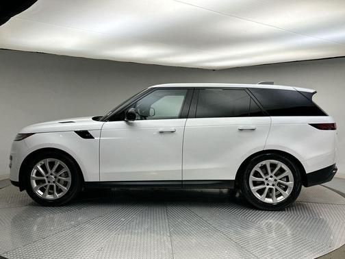 2024 Land Rover Range Rover Sport SE