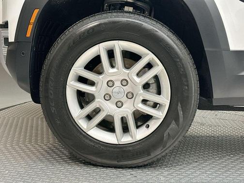 2022 Land Rover Defender 110 S