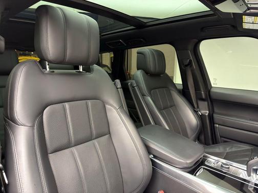 2021 Land Rover Range Rover Sport HSE Silver Edition