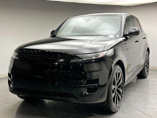 2026 Land Rover Range Rover Sport SE