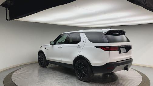 2026 Land Rover Discovery S