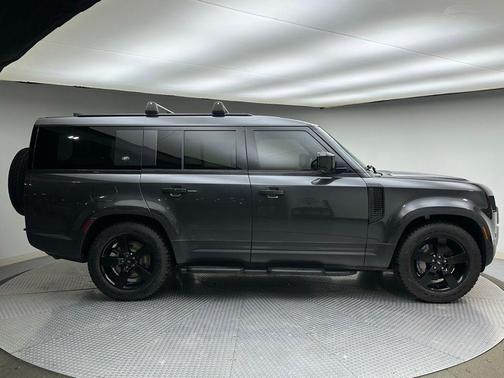 2023 Land Rover Defender 130 First Edition