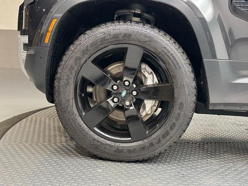 2023 Land Rover Defender 130 First Edition