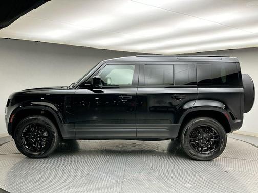 2026 Land Rover Defender