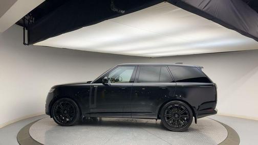 2023 Land Rover Range Rover P400 SE