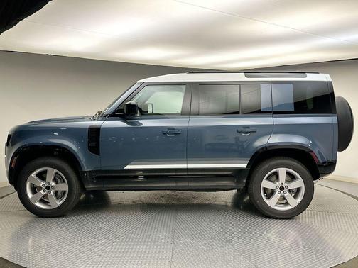 2026 Land Rover Defender