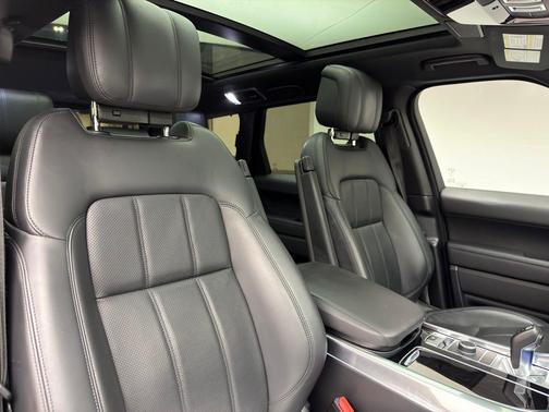 2022 Land Rover Range Rover Sport HSE Silver Edition