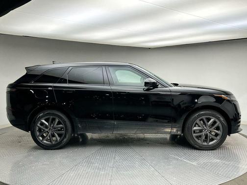 2026 Land Rover Range Rover Velar P400 Dynamic SE