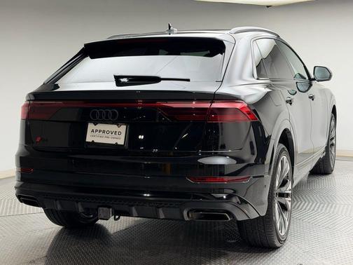 2025 Audi Q8 55 Premium