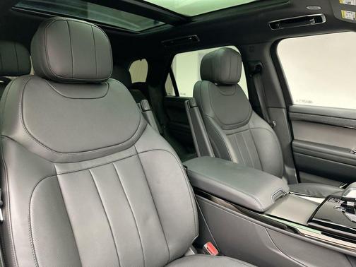 2024 Land Rover Range Rover Sport SE