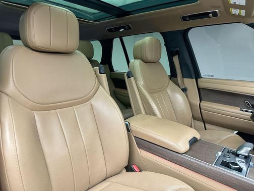 2023 Land Rover Range Rover P530 SE