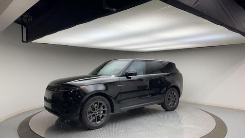 2024 Land Rover Range Rover Sport SE