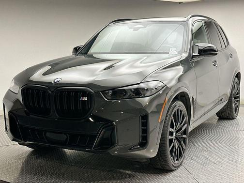 2024 BMW X5 M60i