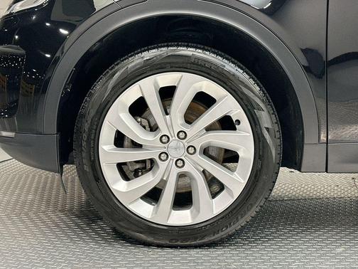 2022 Land Rover Discovery Sport SE