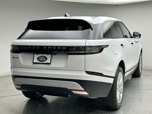 Fuji White 2026 Land Rover Range Rover Velar S