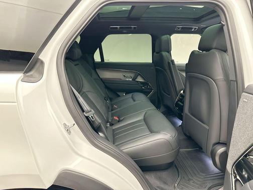 2025 Land Rover Range Rover Sport P360 S
