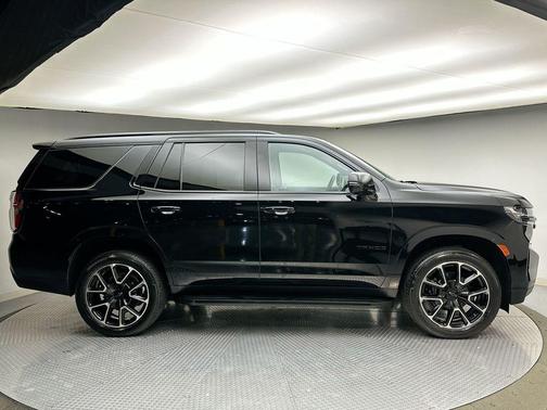 2024 Chevrolet Tahoe 4WD RST