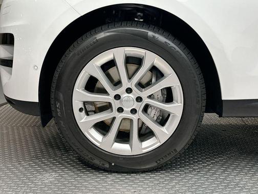 2025 Land Rover Range Rover Sport P360 S