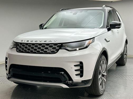 2026 Land Rover Discovery Tempest Edition