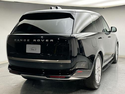 2024 Land Rover Range Rover P400 SE