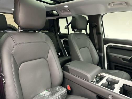 2026 Land Rover Defender