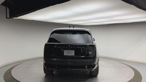 2023 Land Rover Range Rover P530 SE