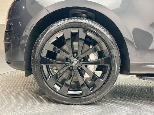 2023 Land Rover Range Rover Sport SE