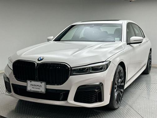 2021 BMW 750 i xDrive