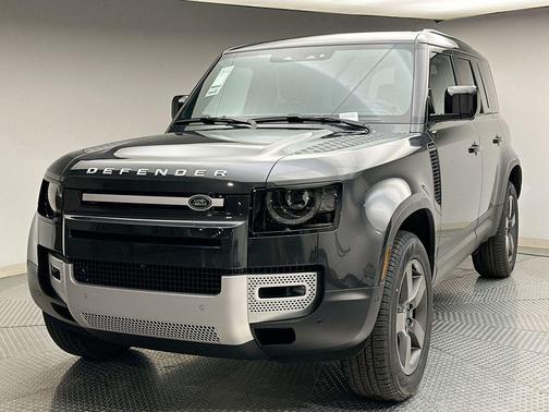 2025 Land Rover Defender 110 P400 S