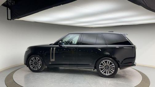 2023 Land Rover Range Rover P530 SE