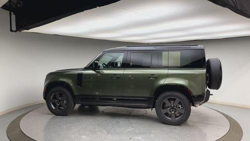 2026 Land Rover Defender P400 X-Dynamic SE