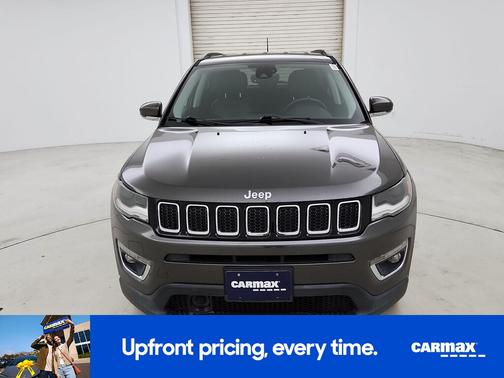 Gray 2018 Jeep Compass Limited