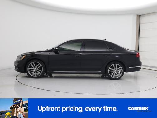 2018 Volkswagen Passat R-Line