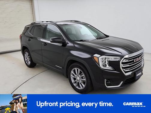 Black 2022 GMC Terrain SLT
