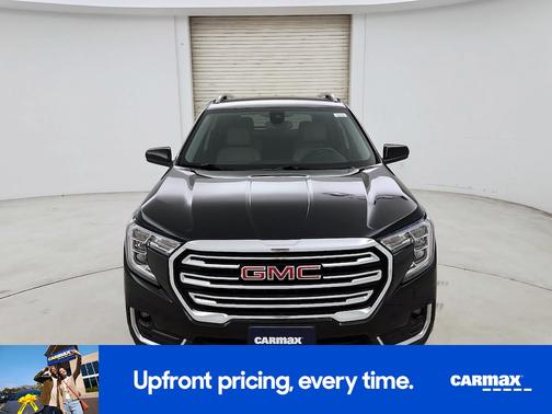 Black 2022 GMC Terrain SLT