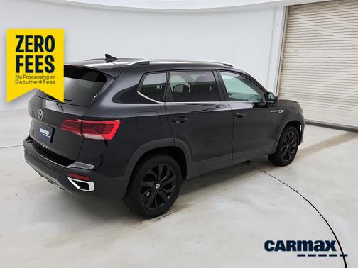 Black 2024 Volkswagen Taos SE