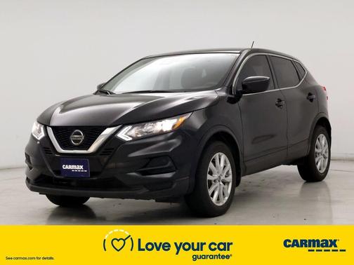 Photo 4 of 25 of 2020 Nissan Rogue Sport S