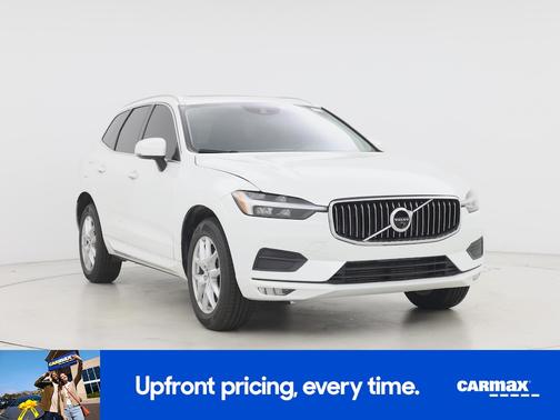 White 2021 Volvo XC60 T5 Momentum