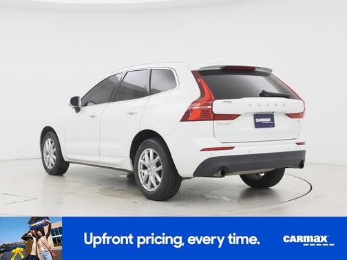 White 2021 Volvo XC60 T5 Momentum