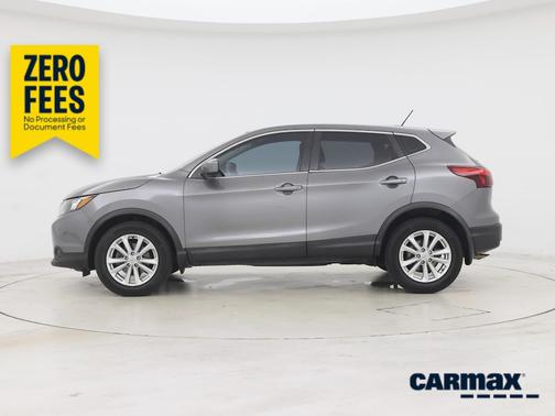 Gray 2017 Nissan Rogue Sport S