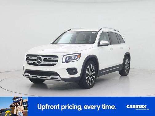 White 2022 Mercedes-Benz GLB 250