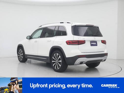 White 2022 Mercedes-Benz GLB 250