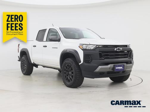 White 2025 Chevrolet Colorado Trail Boss