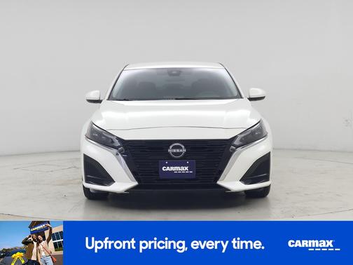 2023 Nissan Altima SV