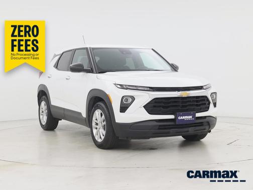 White 2024 Chevrolet Trailblazer LS