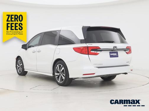 White 2024 Honda Odyssey Touring