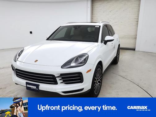 White 2019 Porsche Cayenne