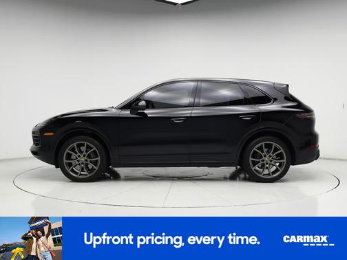 Black 2022 Porsche Cayenne Platinum