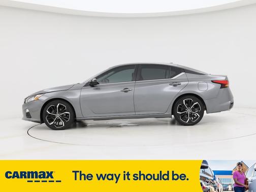 2022 Nissan Altima SR